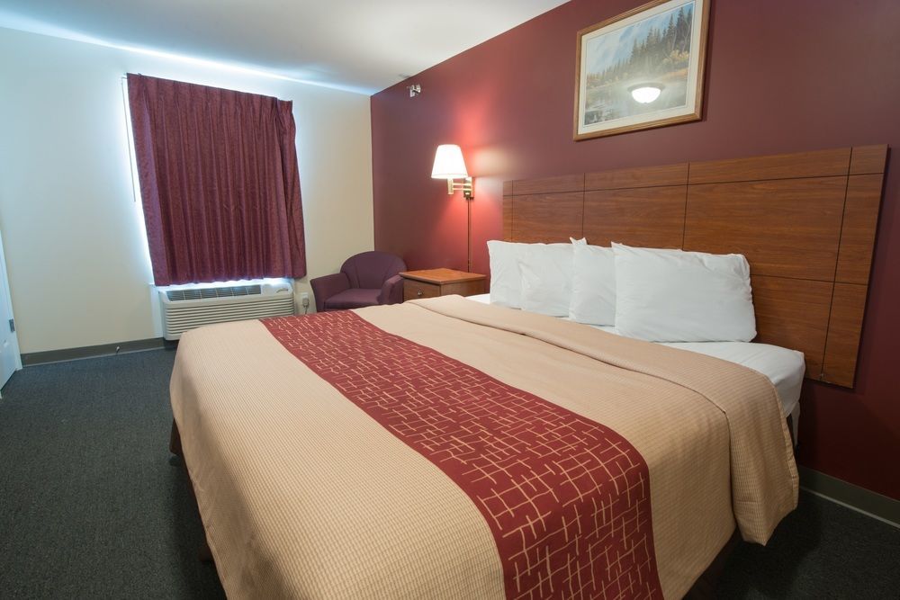 Red Roof Inn & Suites Dickinson Eksteriør billede